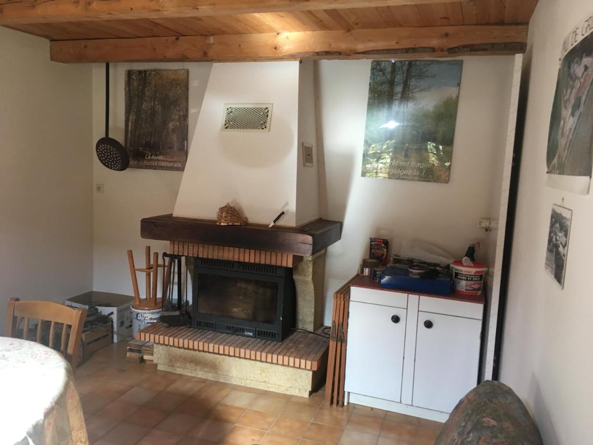 Jolie Petite Maison Dans Hameau En Pleine Nature Taussac-la-Billiere Esterno foto